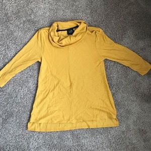 yellow W5 3/4 sleeve top